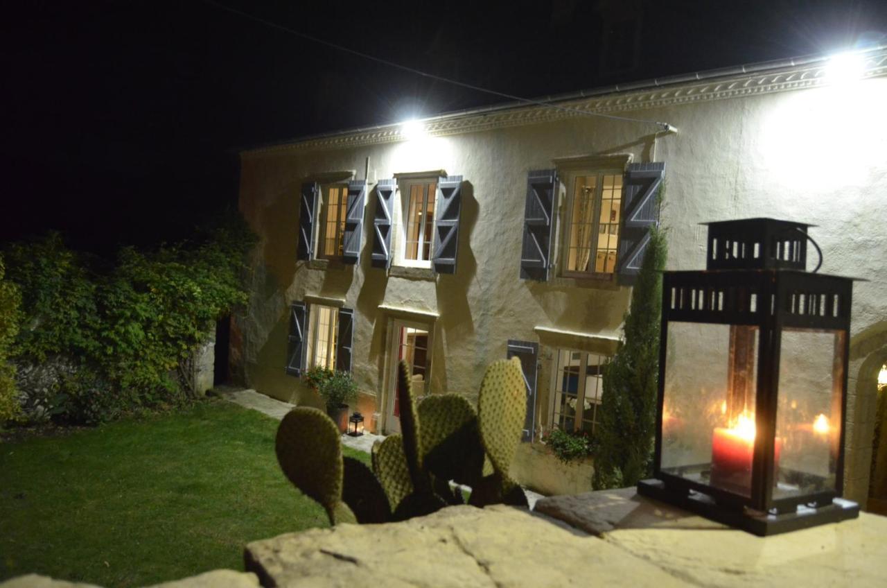 Domaine De La Castagnere Bed & Breakfast Castetnau-Camblong Bagian luar foto
