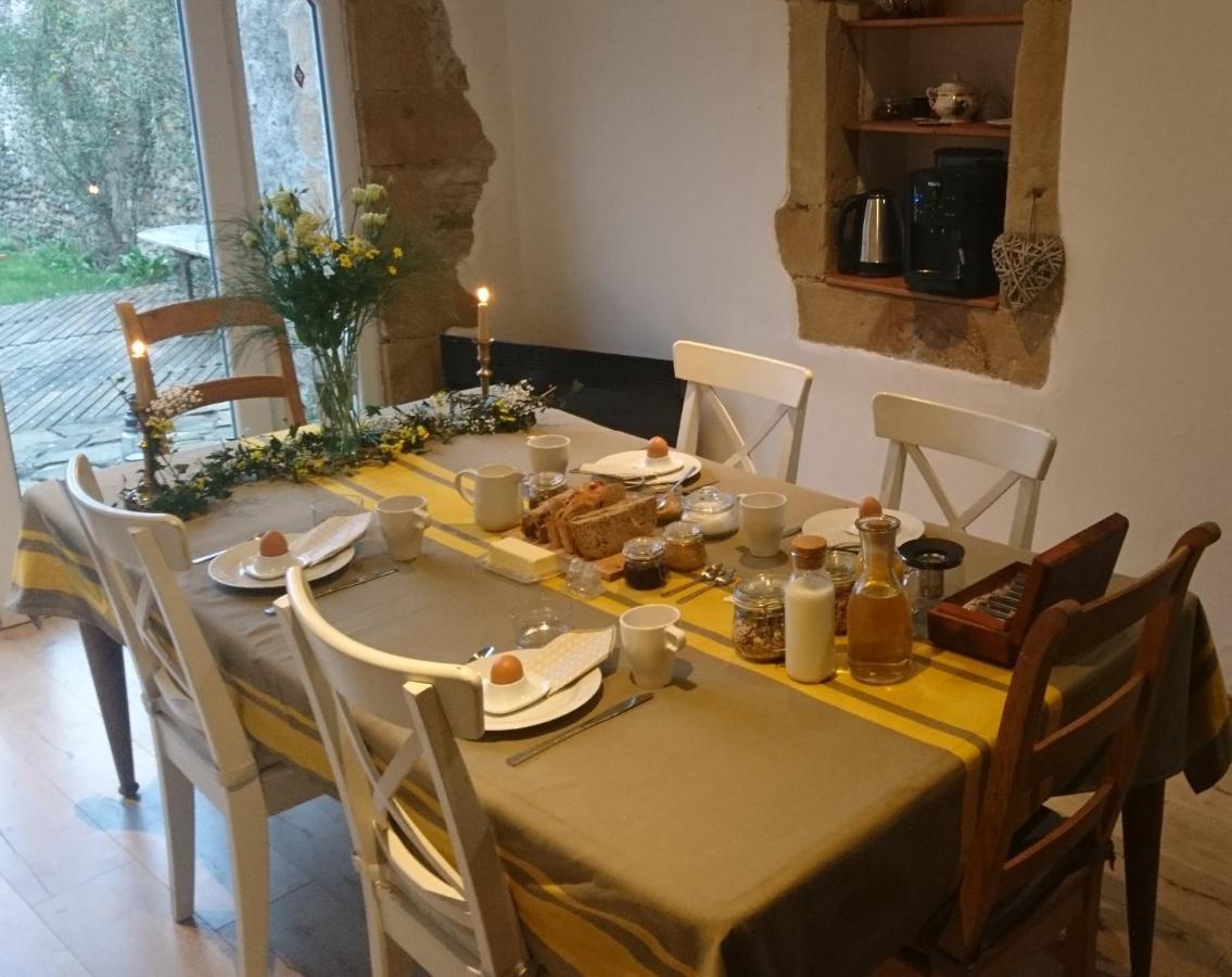 Domaine De La Castagnere Bed & Breakfast Castetnau-Camblong Bagian luar foto