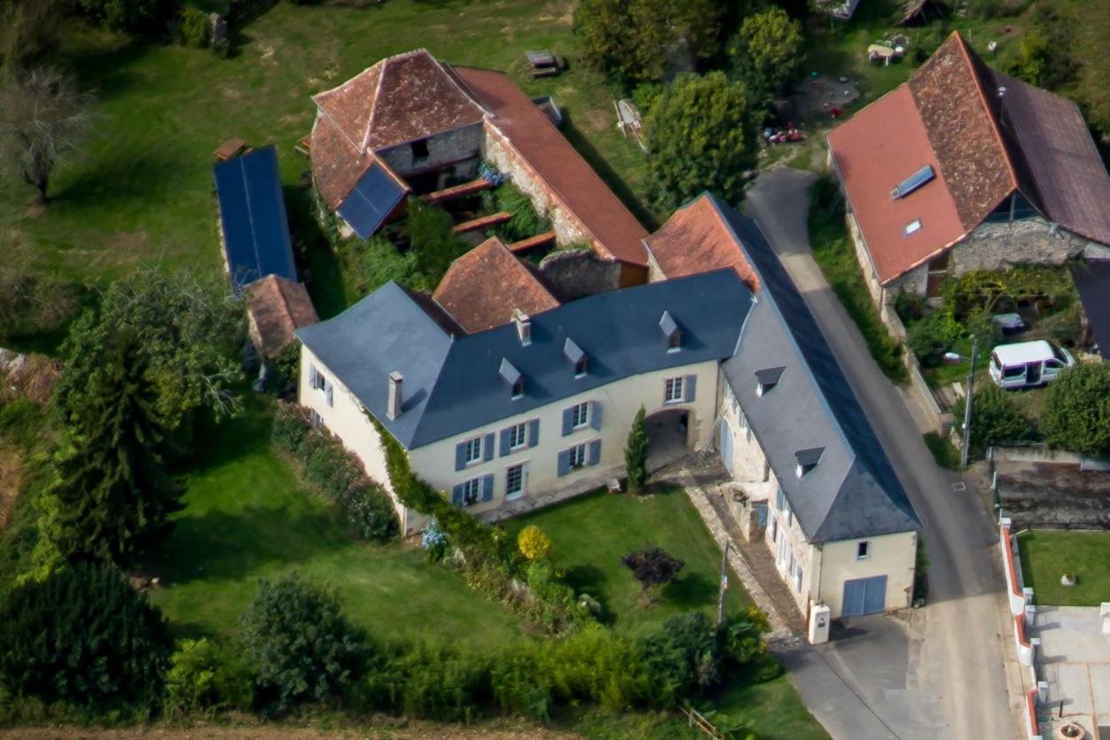 Domaine De La Castagnere Bed & Breakfast Castetnau-Camblong Bagian luar foto