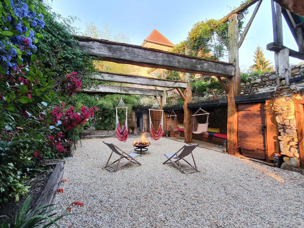 Domaine De La Castagnere Bed & Breakfast Castetnau-Camblong Bagian luar foto